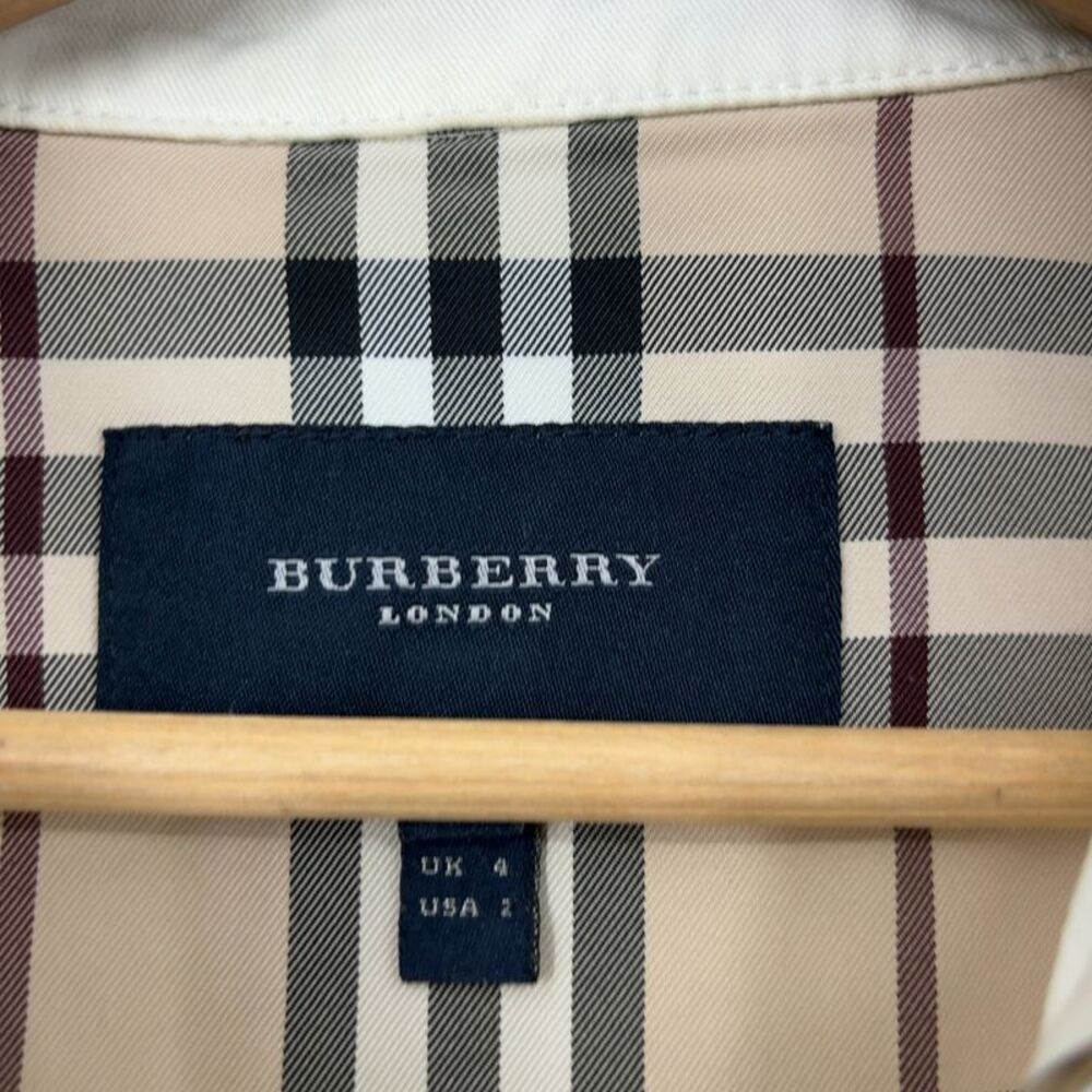 Burberry Beige Check Lined Jacket - Picture 3 of 6
